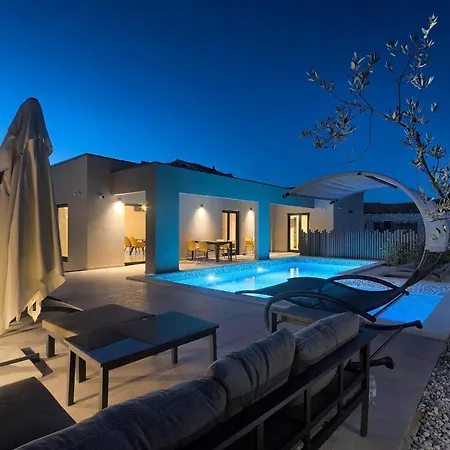 Villa Kuca Za Odmor Casa Evelino 4* Pola