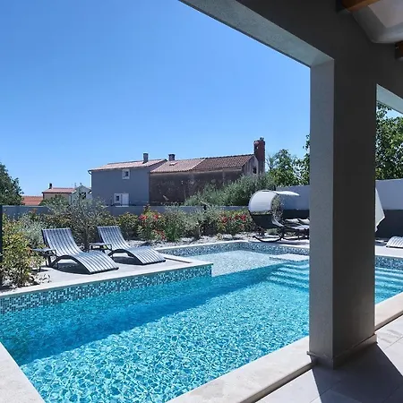 Villa Kuca Za Odmor Casa Evelino 4* Pola